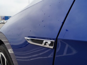 Volkswagen Golf R 2,0 TSI 310 KM DSG7 4Motion &ndash; Więcej Golfa w Golfie